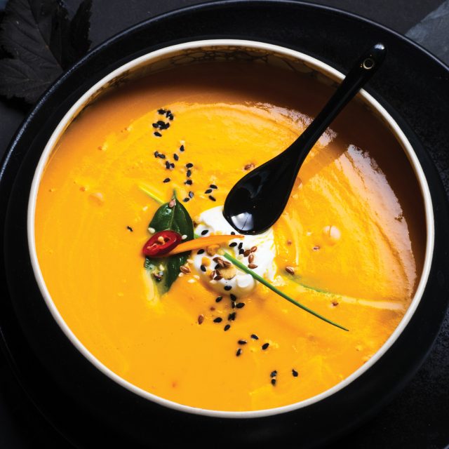 Jesenná mrkvovo – tekvicová polievka